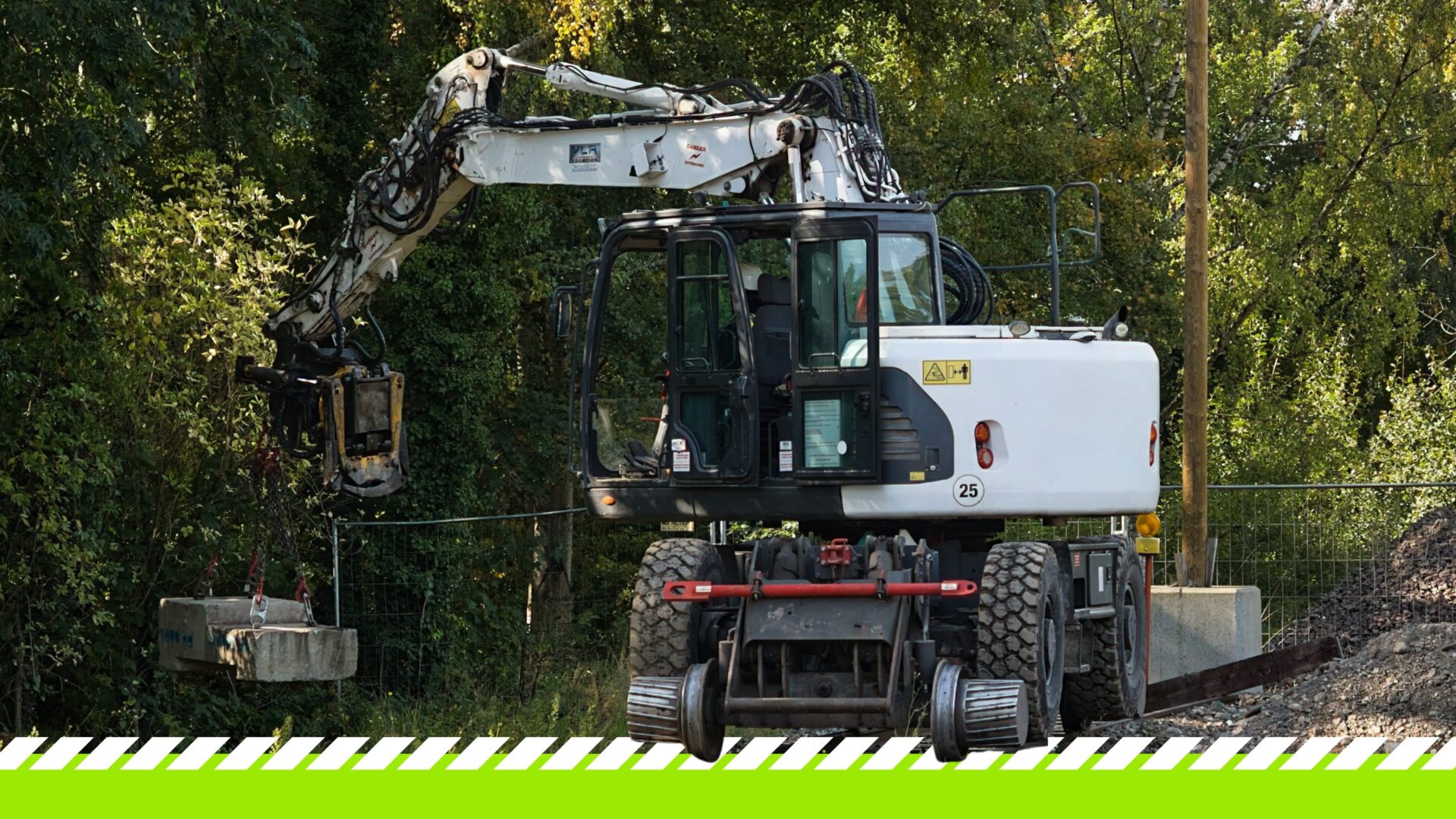 Manitou R482 Formation CACES® R482 B3 (pelle rail route) | Manuteo